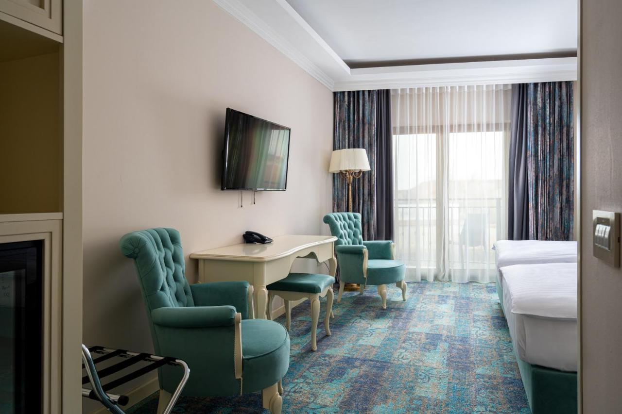 Hotel Leul De Aur เซเบช ภายนอก รูปภาพ