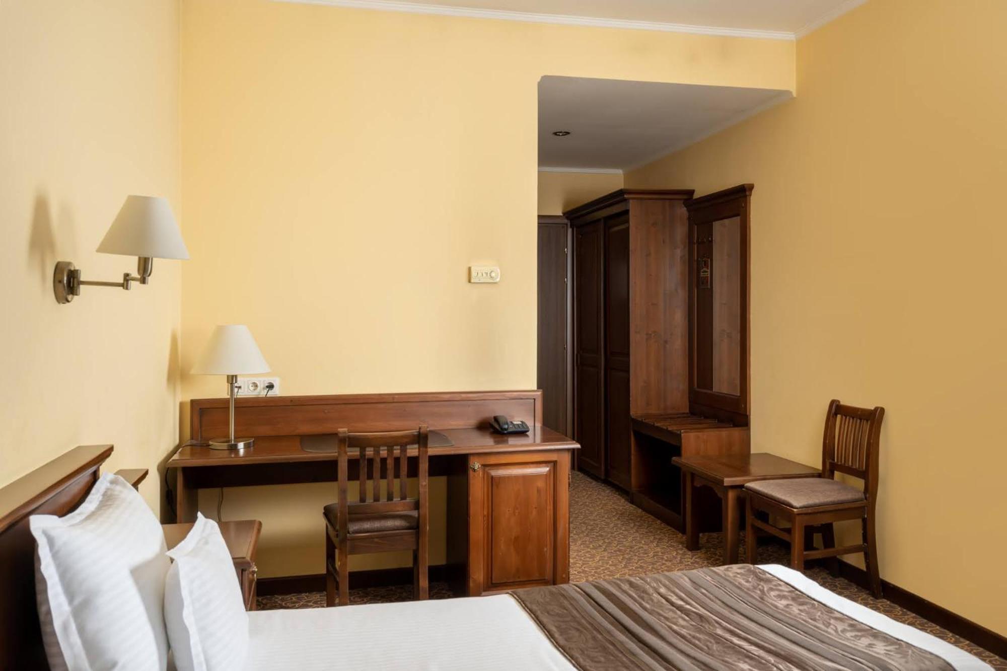 Hotel Leul De Aur เซเบช ภายนอก รูปภาพ